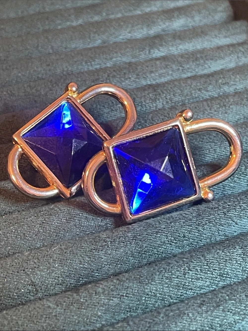 Vintage Paolo Gucci Sapphire Blue 1980’s Runway Aesthetic Clip On Earrings